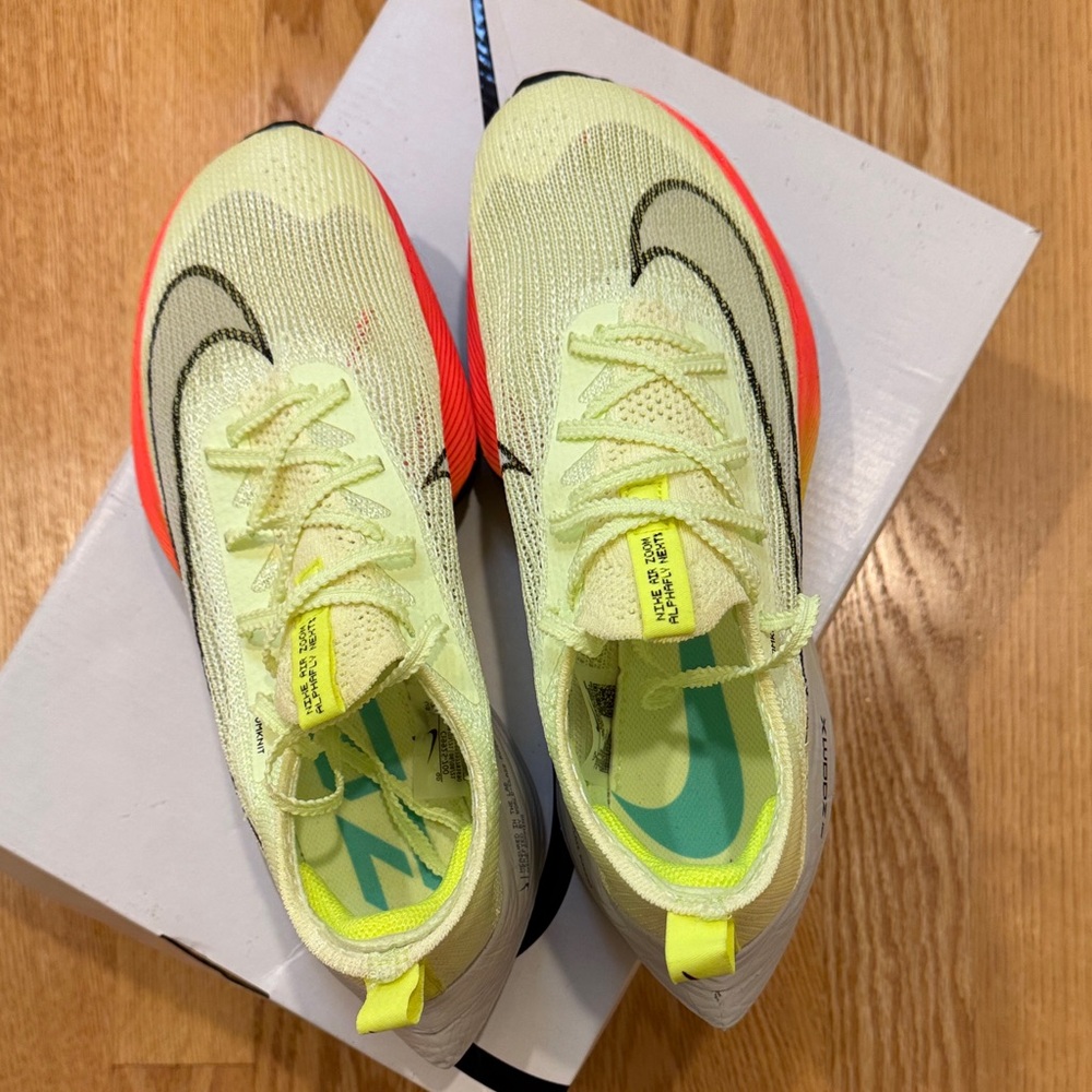 Nike Alphafly 1 size 8.5 women’s/ size 7 men’s new with box